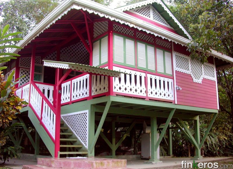 Cabañas Aguas Claras - Finca en Talamanca, Limon